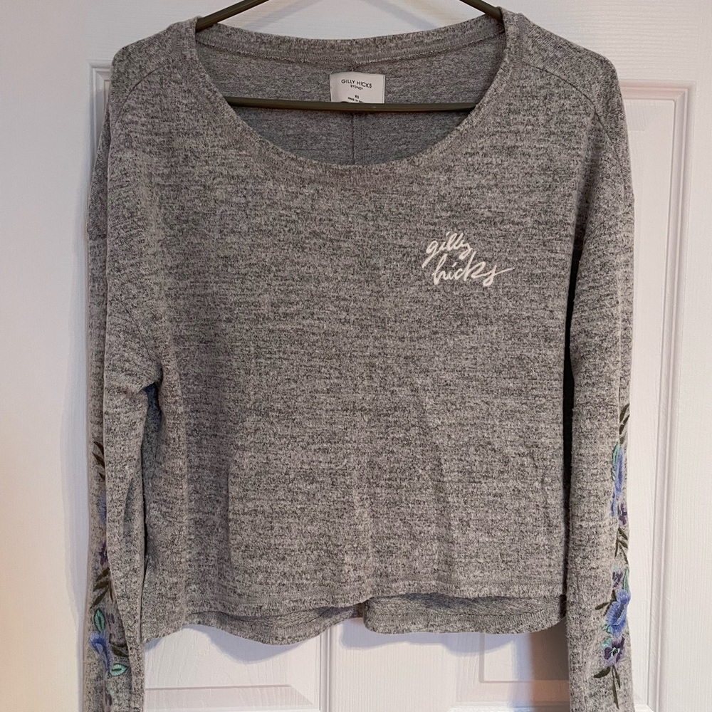 Womens cropped shirt. Gilly Hicks XS